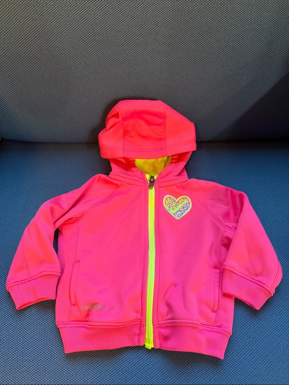 Nike Therma-Fit Hot Pink Hoodie and Joggers Set w/ Neon Accents-3-6 months - Picture 2 of 12